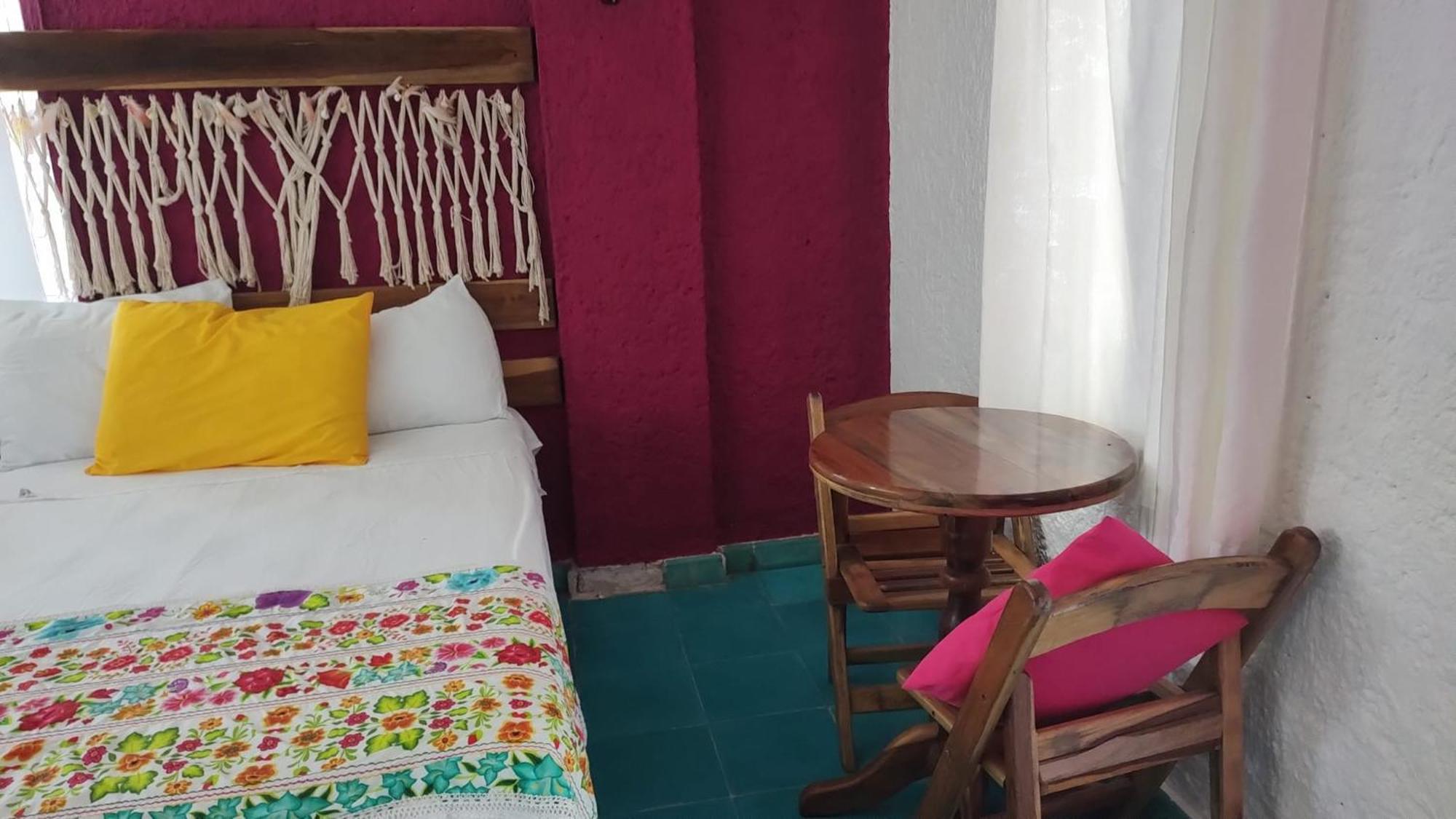 Hotel Gutierrez Селестун Екстериор снимка